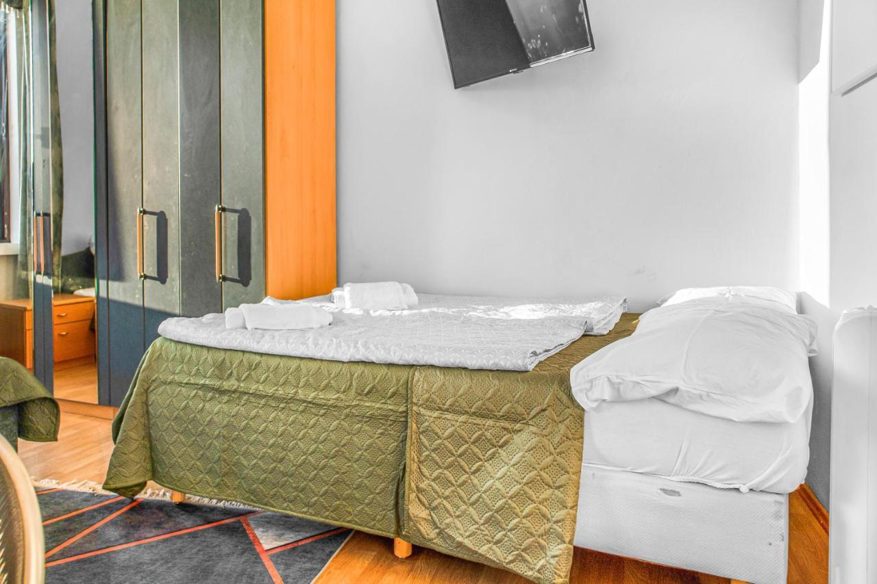 Joyful 2Br Shared Apt Near Millenium Tower & Danube River Вена Экстерьер фото
