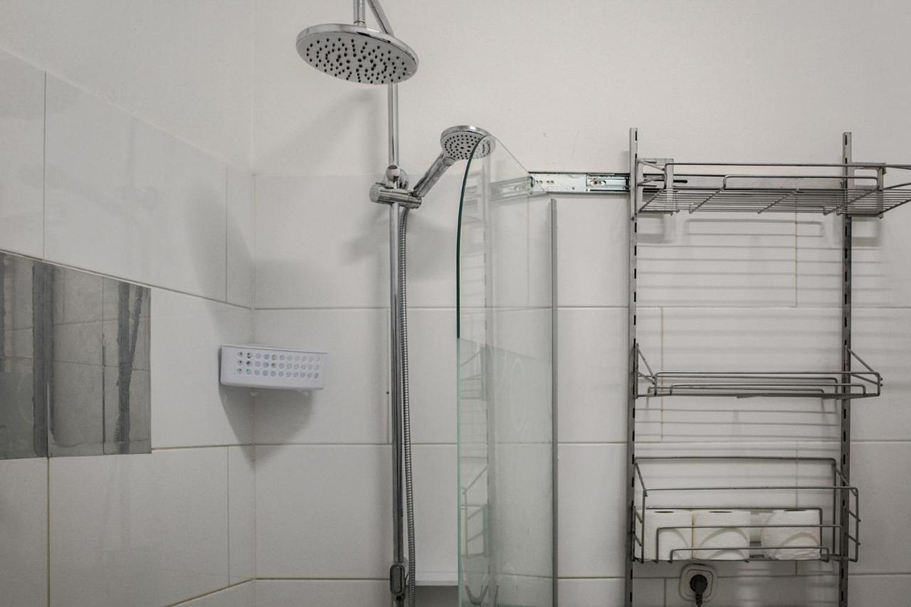 Joyful 2Br Shared Apt Near Millenium Tower & Danube River Вена Экстерьер фото