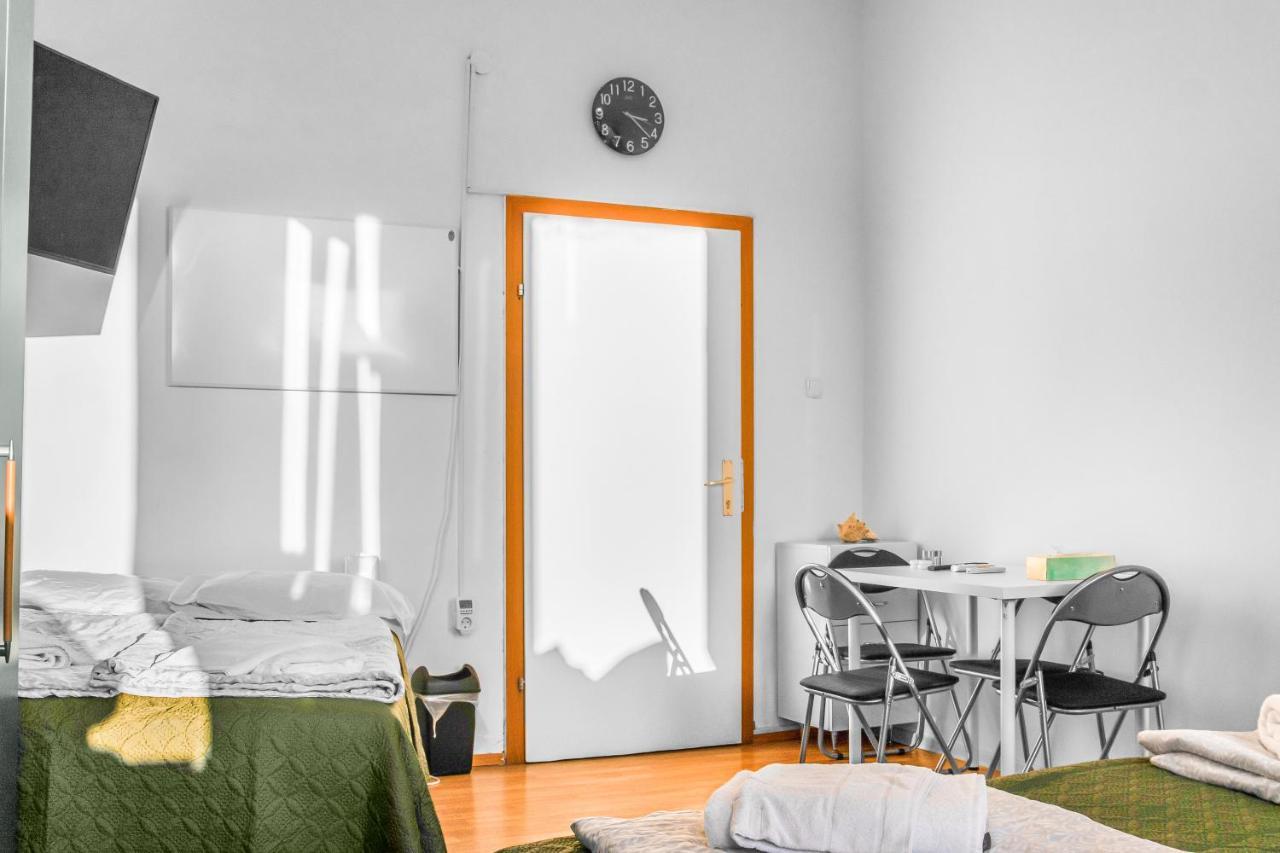 Joyful 2Br Shared Apt Near Millenium Tower & Danube River Вена Экстерьер фото