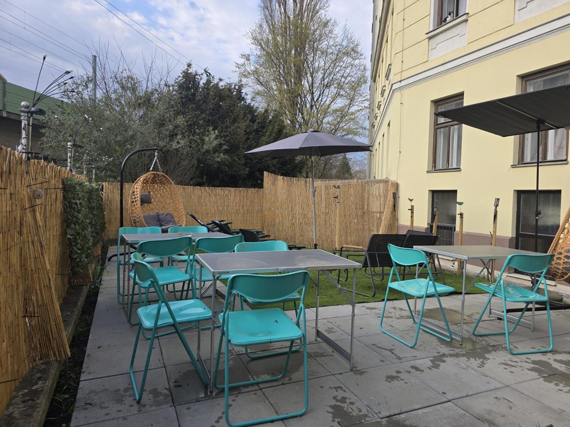 Joyful 2Br Shared Apt Near Millenium Tower & Danube River Вена Экстерьер фото
